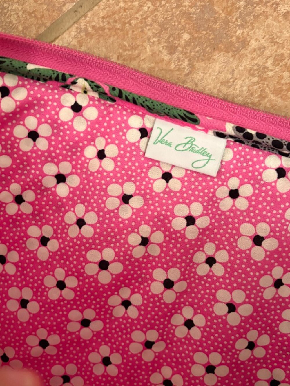 Vera Bradley Laptop Sleeve 2012 Retired Priscilla Pink Pattern - Picture 2 of 6
